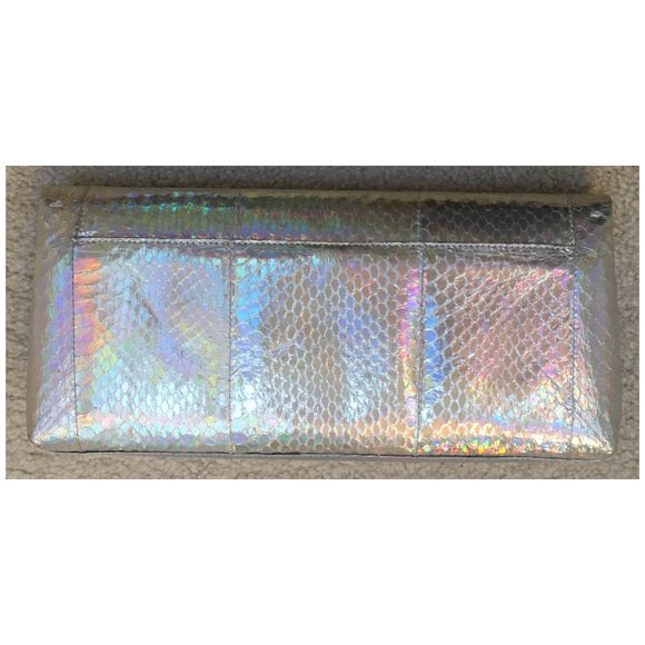 Auth Brand New Nancy Gonzalez GENUINE PYTHON silver mirror Gotham clutch + strap - Picture 6 of 14